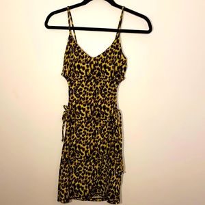 Lovely mini leopard dress